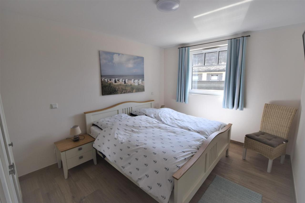 Dat Smucke Huus - Strandnah Unter Reet Boltenhagen  Exterior photo